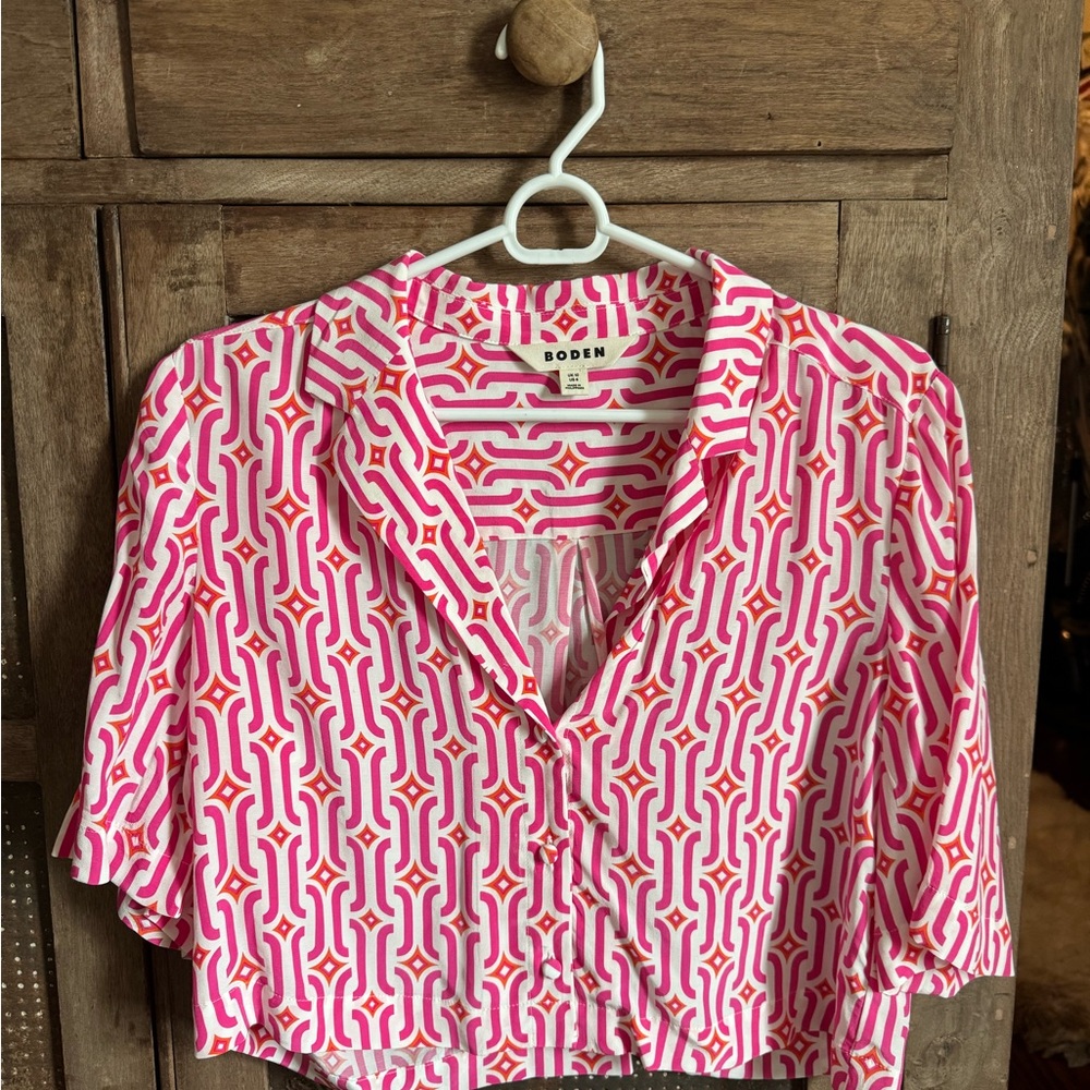 Boden Vibrant Pink and Orange Geometric Crop